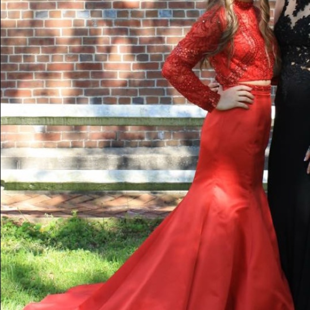 Prom Dress - Picture 3 of 4